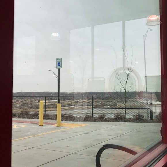 Meet your Posher, Donna - Picture 1 of 1